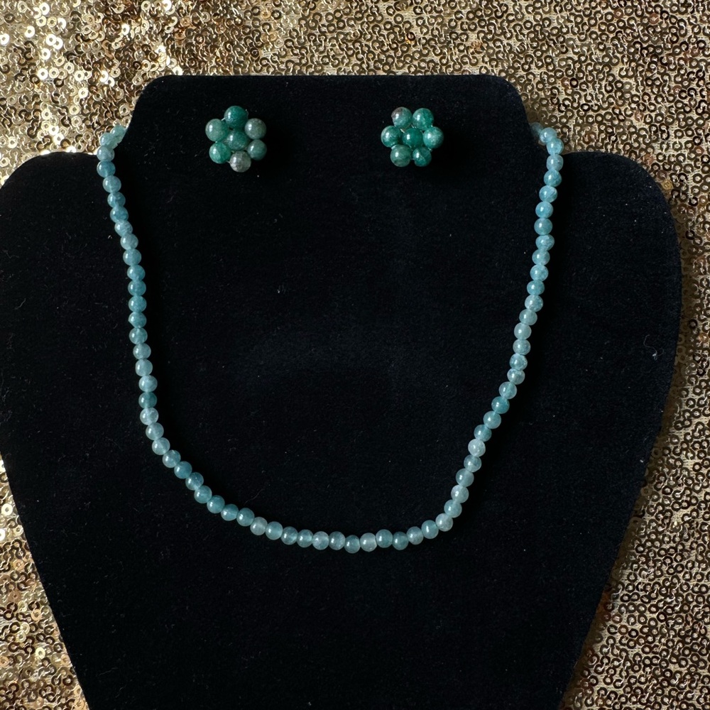 Elegant Green Beaded Necklace and Earrings Set